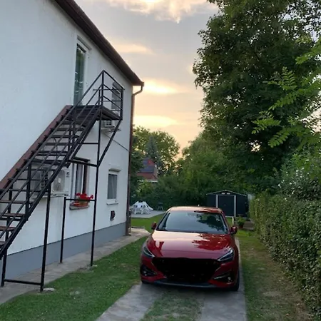 Apartment Portum Vendeghaz *